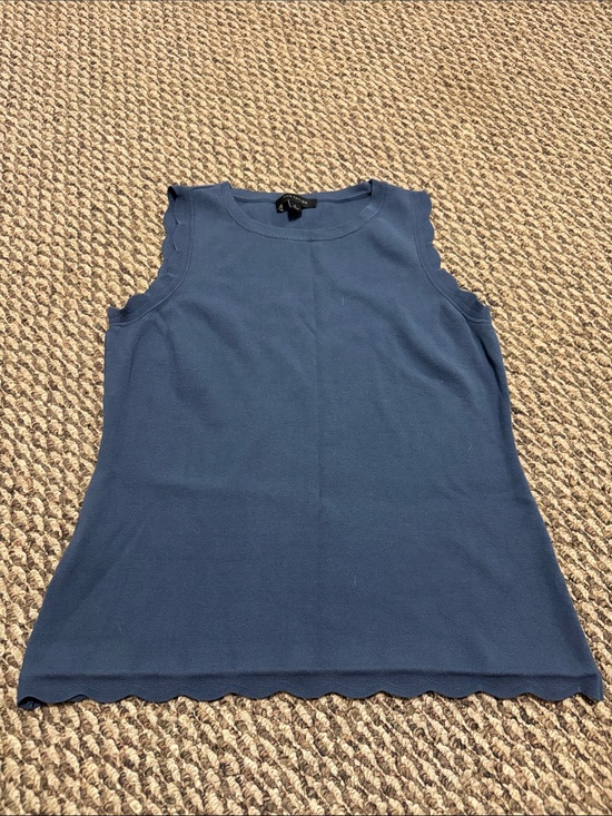 Ann Taylor Tops - Ann Taylor Navy Scallop-Trim Sleeveless Knit Tank